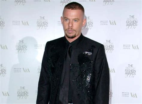 gucci buys alexander mcqueen|alexander mcqueen fact file.